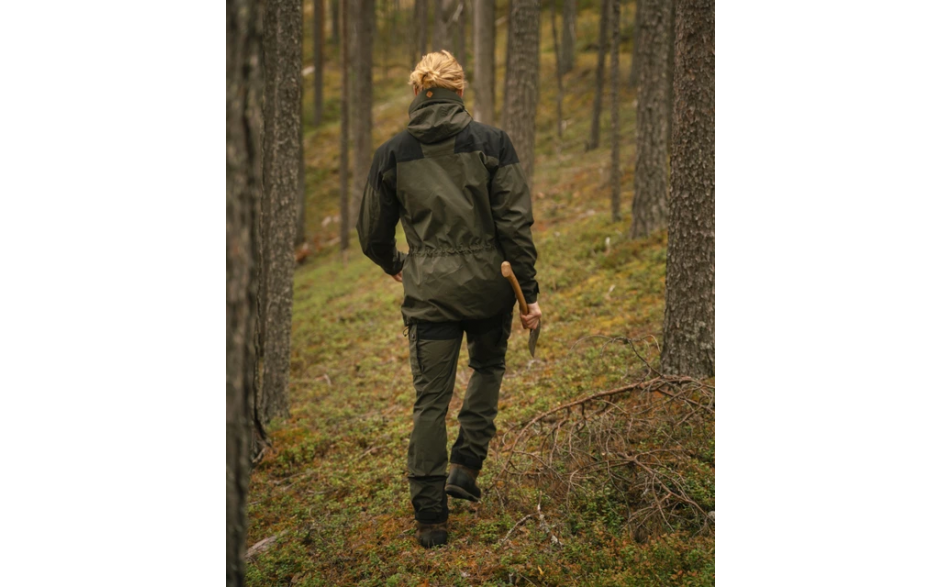 Pinewood-Lappland-Extreme-20-Jacket-Mens_Mossgreen-Black-2